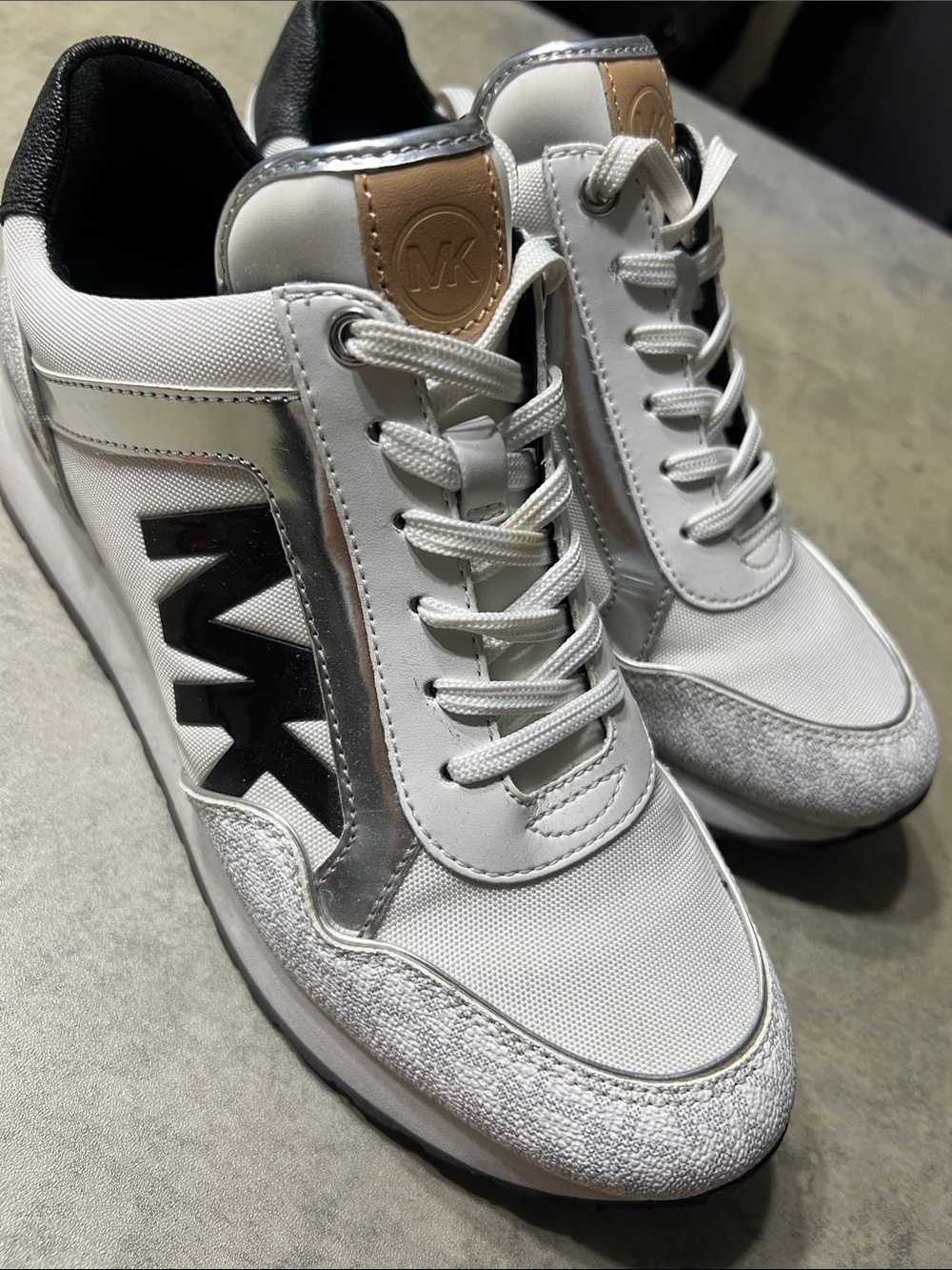 Michael Kors White, Silver & Tan Logo Low-Top Sneakers
